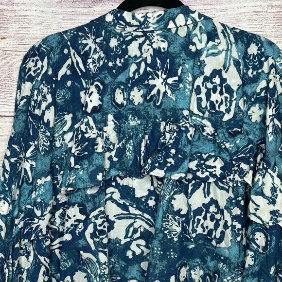 Pilcro Batik Cropped Ruffle Blue & White Loose Fit Batwing Blouse Top Size Small - Picture 8 of 11